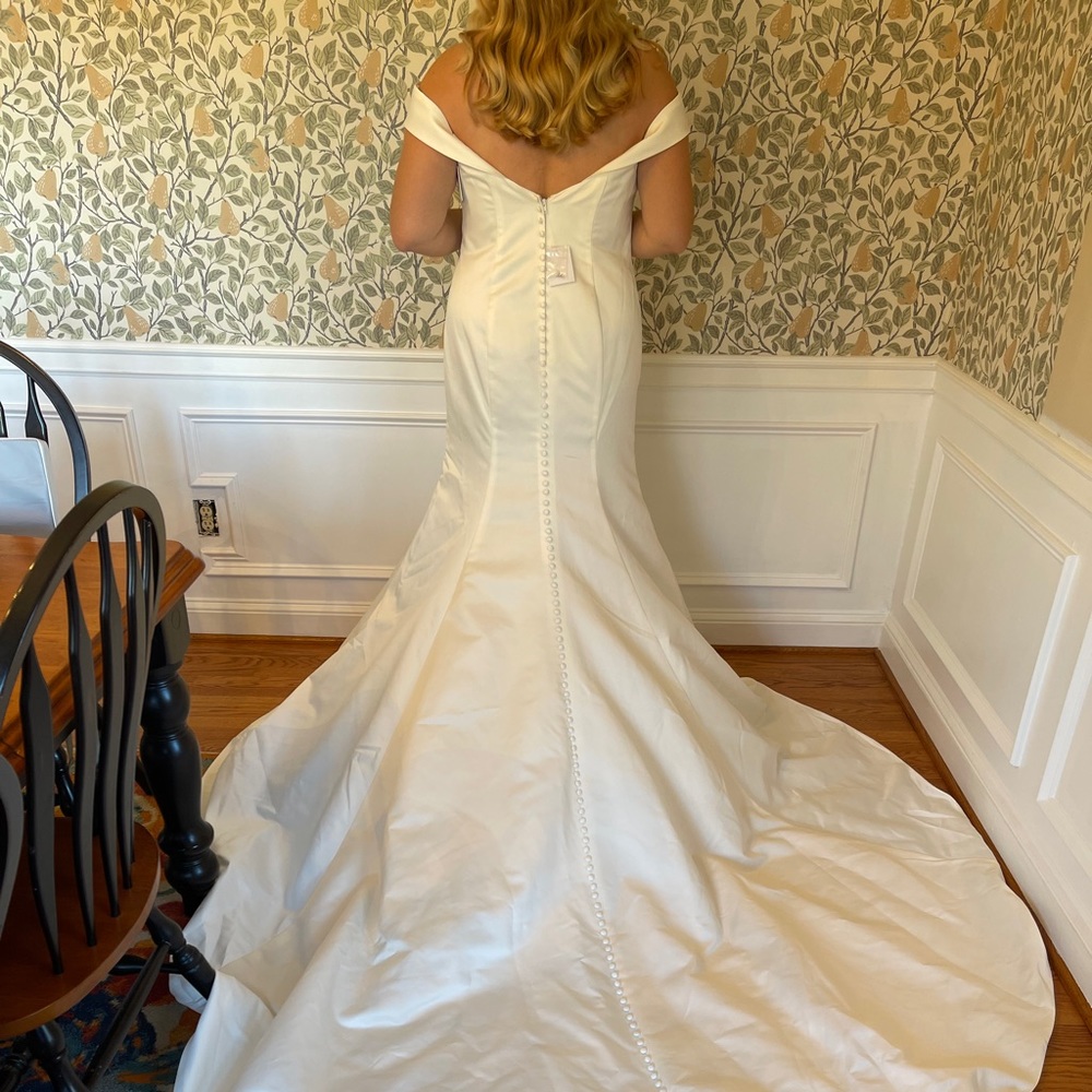 Satin fit and flare wedding dress. NWT - David’s Bridal